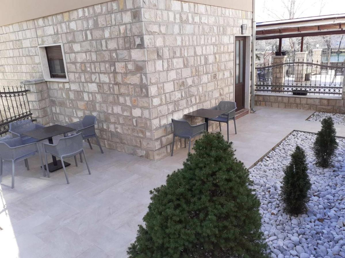 Hotel Smjestaj Miljas Trebinje Esterno foto